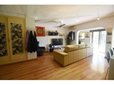 APARTAMENTO 3 DORMITORIOS, BAÑO, ASEO EN MIJAS.