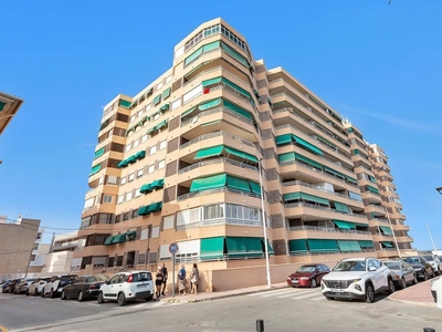 Apartamento en venta en Los Europeos, Torrevieja, Alicante