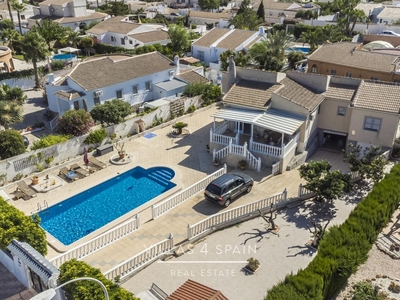 Chalet en venta en El Chaparral, Torrevieja, Alicante