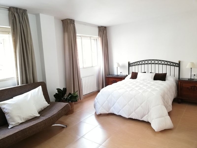 Habitaciones en C/ Gran Vía (C/Boquerón), Granada Capital por 450€ al mes
