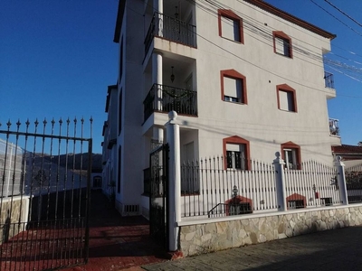 Piso en venta en avenida Andalucia de 3 habitaciones con terraza y garaje