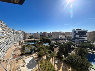 Piso en venta en Playa de San Juan de 5 habitaciones con terraza y piscina