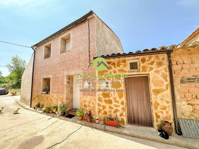 Venta Casa unifamiliar en Carretera de Olmillos San Esteban de Gormaz. Buen estado calefacción individual 108 m²