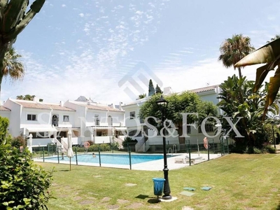 Venta Casa unifamiliar Marbella. Buen estado con terraza 230 m²