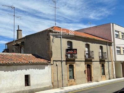 Venta Chalet Castellanos de Moriscos. A reformar 345 m²