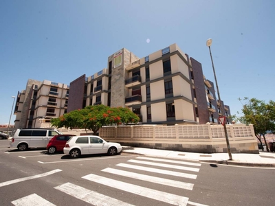 Venta Piso Candelaria. Piso de dos habitaciones en Neptuno 1. Cuarta planta con balcón