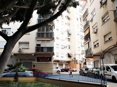 Venta Piso en Calle Carlinda 5. Málaga. A reformar segunda planta