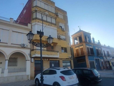 Venta Piso en Calle Dona Manuela Alvarez. La Puebla del Río. Buen estado