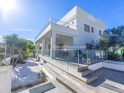 Villa en venta en Orihuela Costa