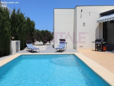 Villa Ibiza Style, modernizada bajo aspectos de sostenibilidad