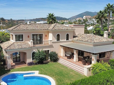 Chalet en venta en Nueva Andalucia, Marbella, Málaga