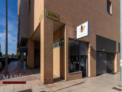 Local comercial Badajoz Ref. 94082311 - Indomio.es