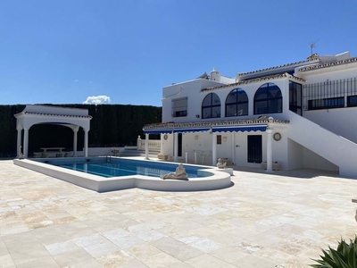 Manilva villa en venta