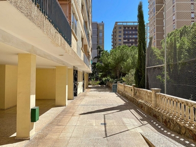 Piso en alquiler en calle Condes de Aragón de 2 habitaciones con terraza y garaje
