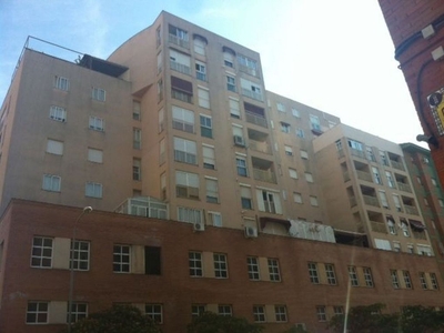 Piso en alquiler en Huerta Rosales - Valdepasillas de 2 habitaciones con muebles y balcón