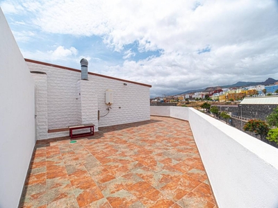 Venta Ático Santa Cruz de Tenerife. Con terraza
