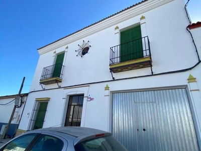 Venta Casa adosada en Calle de los Puertos Almonte. Buen estado 238 m²