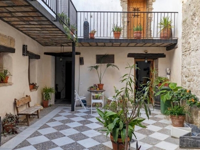 Venta Casa adosada Jerez de la Frontera. 437 m²