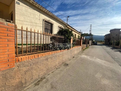 Venta Casa pareada La Calahorra. 125 m²