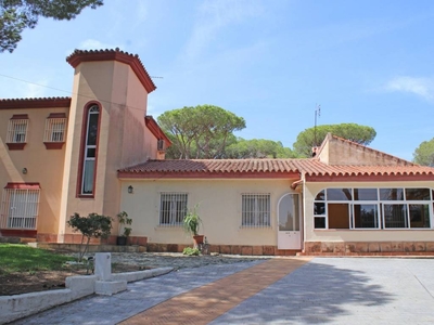 Venta Casa unifamiliar Chiclana de la Frontera. Con terraza 291 m²