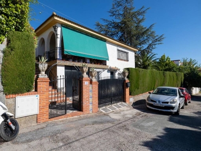 Venta Casa unifamiliar en Calle Galán 3 barrio de monachil Monachil. Con terraza 193 m²