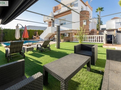 Venta Casa unifamiliar en El Carmelo Ogíjares. Con terraza 300 m²