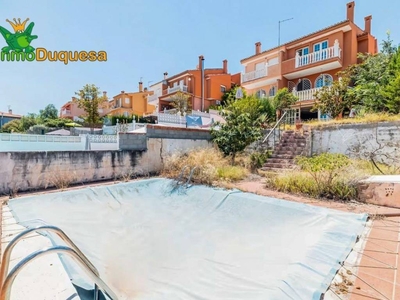 Venta Casa unifamiliar Gójar. Con terraza 275 m²