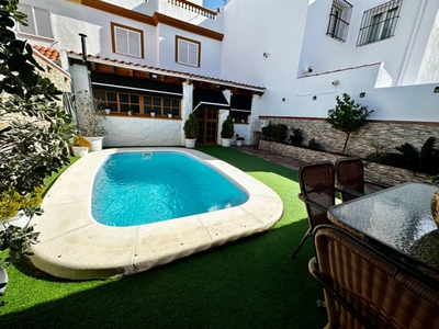 Venta Casa unifamiliar San Fernando. Con terraza 131 m²