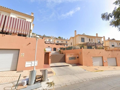 Venta Chalet en Calle Agustína de Aragón Fuengirola. Con terraza 216 m²