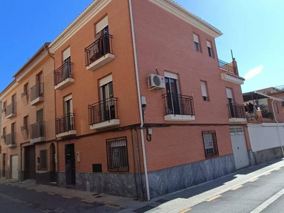 Venta Chalet en Calle Duero Granada. Con terraza 240 m²