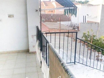 Venta Chalet Molina de Segura. A reformar plaza de aparcamiento con terraza 230 m²