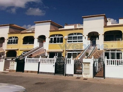 Venta de piso en calle Lagunas de Ruidera de 2 habitaciones con terraza y piscina