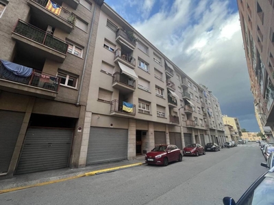 Venta Piso Girona. Piso de cuatro habitaciones Buen estado segunda planta con balcón