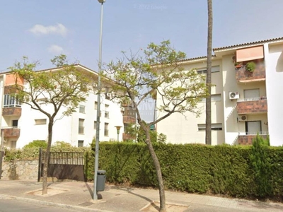 Venta Piso Jerez de la Frontera. Piso de tres habitaciones Cuarta planta plaza de aparcamiento con balcón