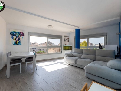 Venta Piso Palma de Mallorca. Piso de tres habitaciones Quinta planta con balcón