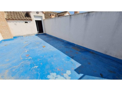 Venta Piso Villaluenga de La Sagra. Piso de dos habitaciones en Calle JUAN PALAREA. A reformar segunda planta con terraza