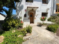 Venta Casa unifamiliar en Calle Calvari Sant Pere de Ribes. Buen estado con terraza 140 m²