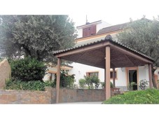 Venta Casa unifamiliar en Calle Pau Casals Sant Vicenç de Castellet. Buen estado con terraza 435 m²