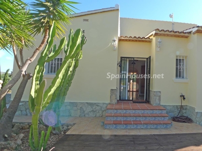 Villa en venta en Llíber