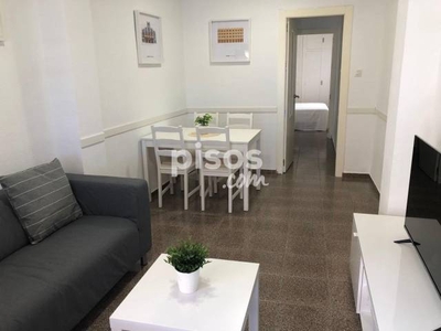 Apartamento en alquiler en Calle de Pinzón en El Carme por 1.200 €/mes