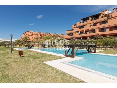 Apartamento en venta en Alcazaba (Estepona) en Sierra Bermeja por 419.000 €
