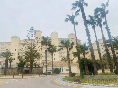 Apartamento en venta en La Manga del Mar Menor, Murcia