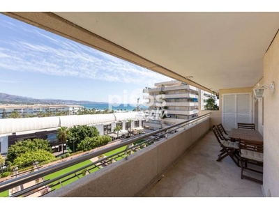 Apartamento en venta en Puerto Banús en Los Naranjos-Las Brisas por 705.000 €