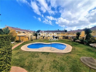 Casa adosada en venta en Arroyo Judío - Padrón en El Padrón-El Velerín-Voladilla por 254.000 €