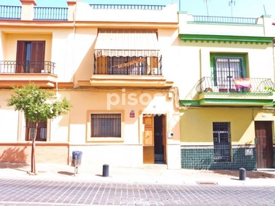 Casa adosada en venta en Avenida del 28 de Febrero, cerca de Calle de Manuel López Farfán en Barrio Alto por 147.800 €