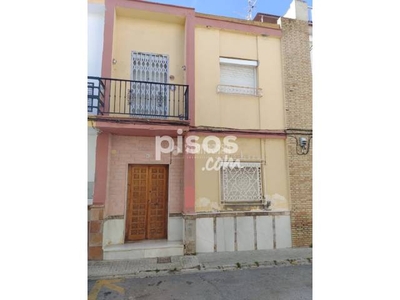 Casa adosada en venta en Calle de Isaac Peral en Zona Este por 69.900 €