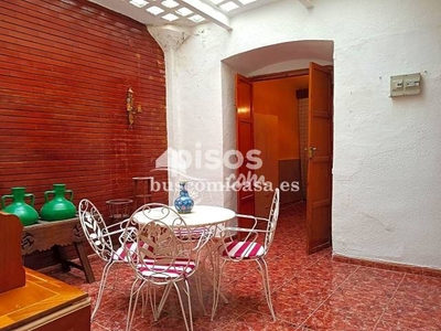 Casa adosada en venta en Calle de las Bernardas en San Ildefonso-Barrio de la Catedral por 100.000 €