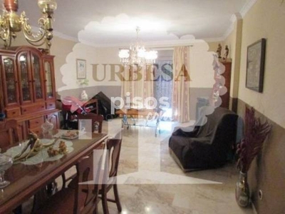 Casa adosada en venta en Calle Geraldo Diego