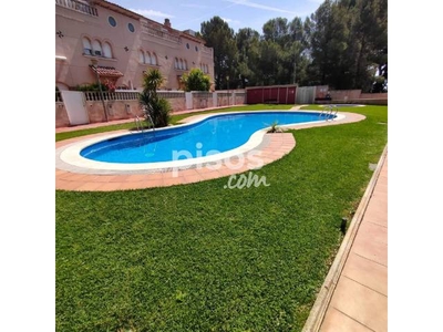 Casa adosada en venta en Calle Murillo 2 Casa 1 en Roda de Berà por 213.000 €