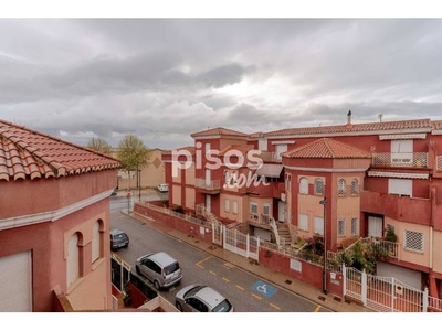 Casa adosada en venta en Calle Rio Monachil en Cúllar Vega por 163.000 €